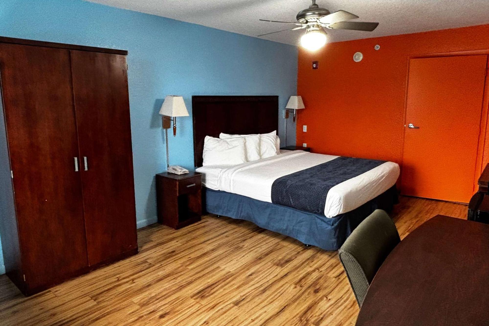 Ramada By Wyndham Flamingo Water Park Otel Kissimmee Dış mekan fotoğraf